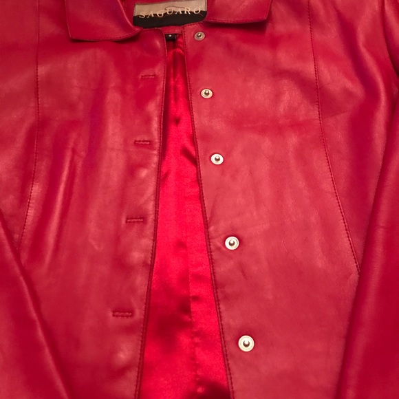 Red Genuine leather. - Picture 4 of 6